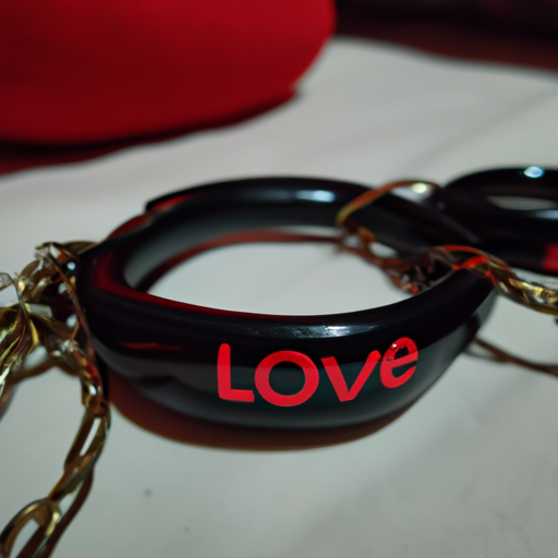 אביזרי מין לזוגות עלולים להוביל למצוקה רגשית או פסיכולוגית אם משתמשים בהם ללא זהירות.